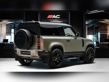 Used Land Rover Defender 2023 for sale - 78846797: Photo