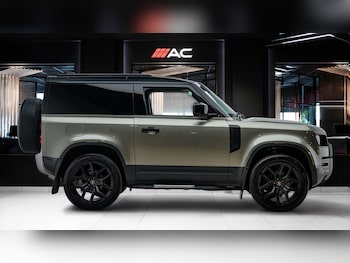 Used Land Rover Defender 2023 for sale - 78846797: Photo