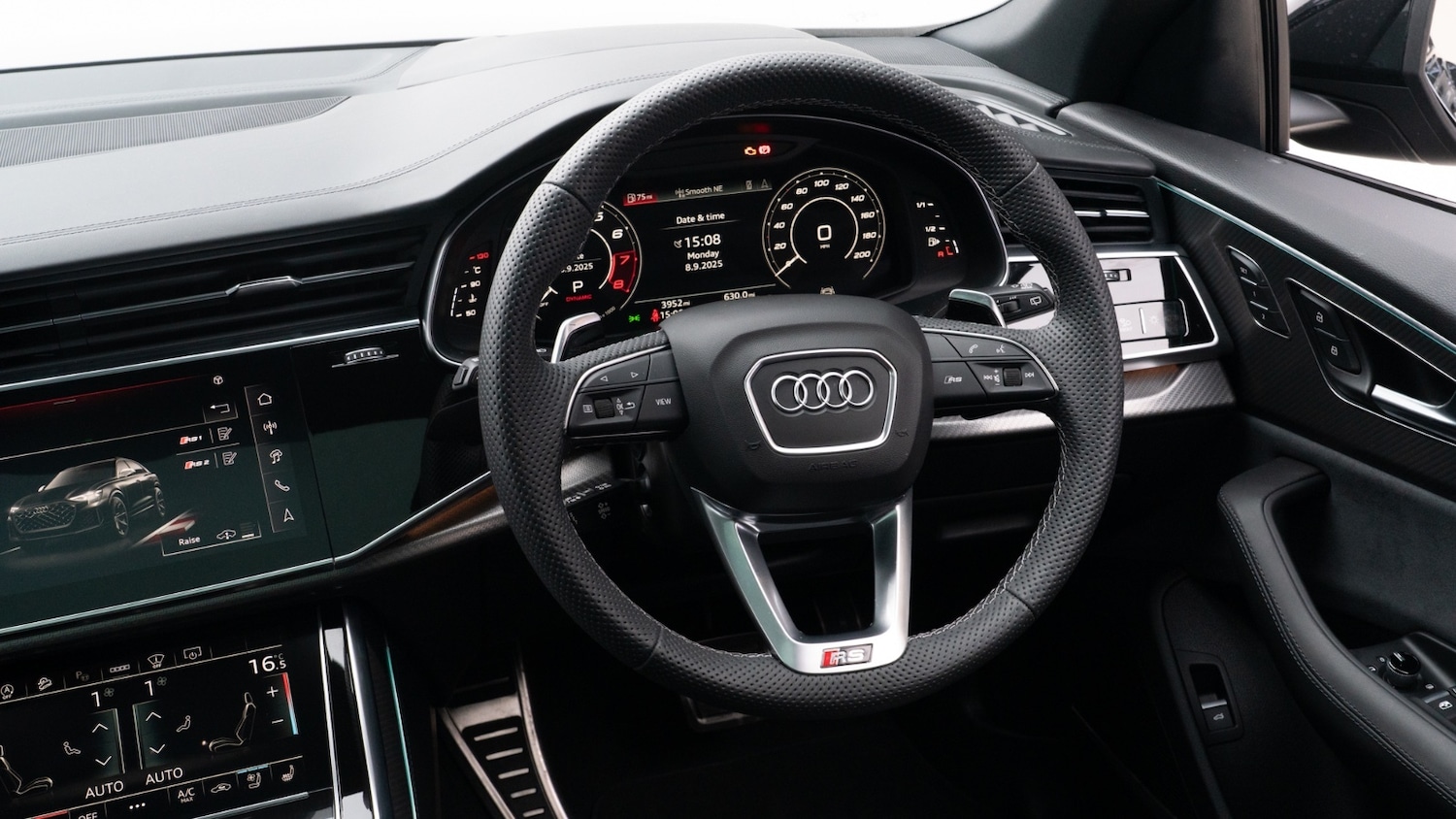 Used Audi RS Q8 2025 for sale - 76983992: Photo 11