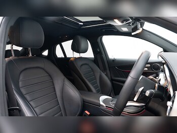 Used Mercedes-Benz GLC 2021 for sale - 75910411: Photo