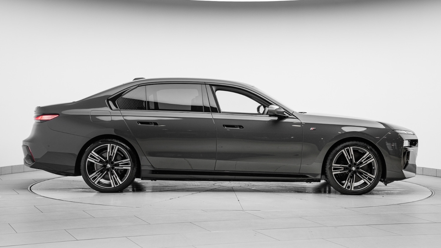 Used BMW i7 2024 for sale - 77504330: Photo 5