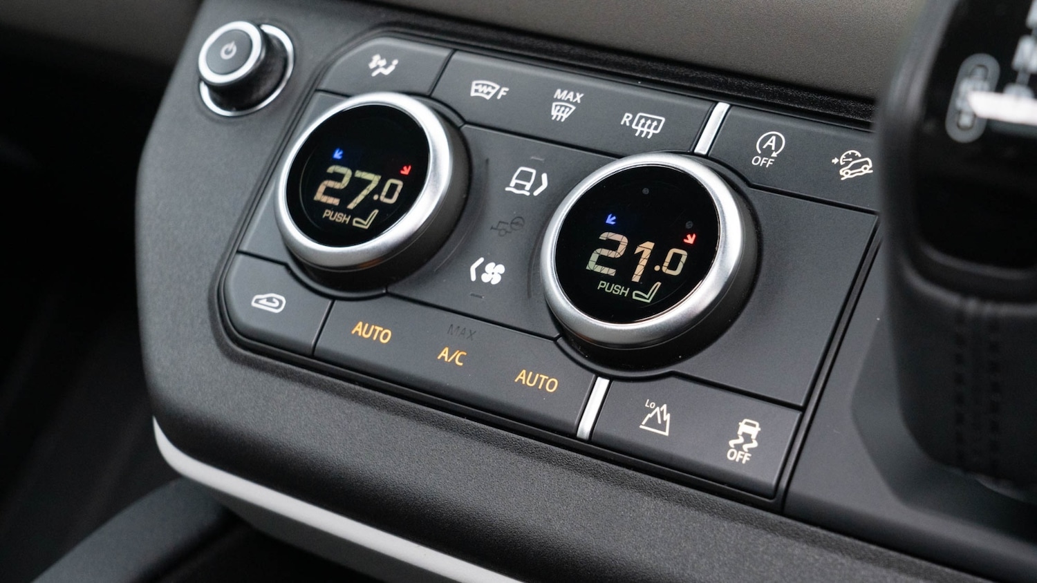 Used Land Rover Defender 2023 for sale - 77274026: Photo 19