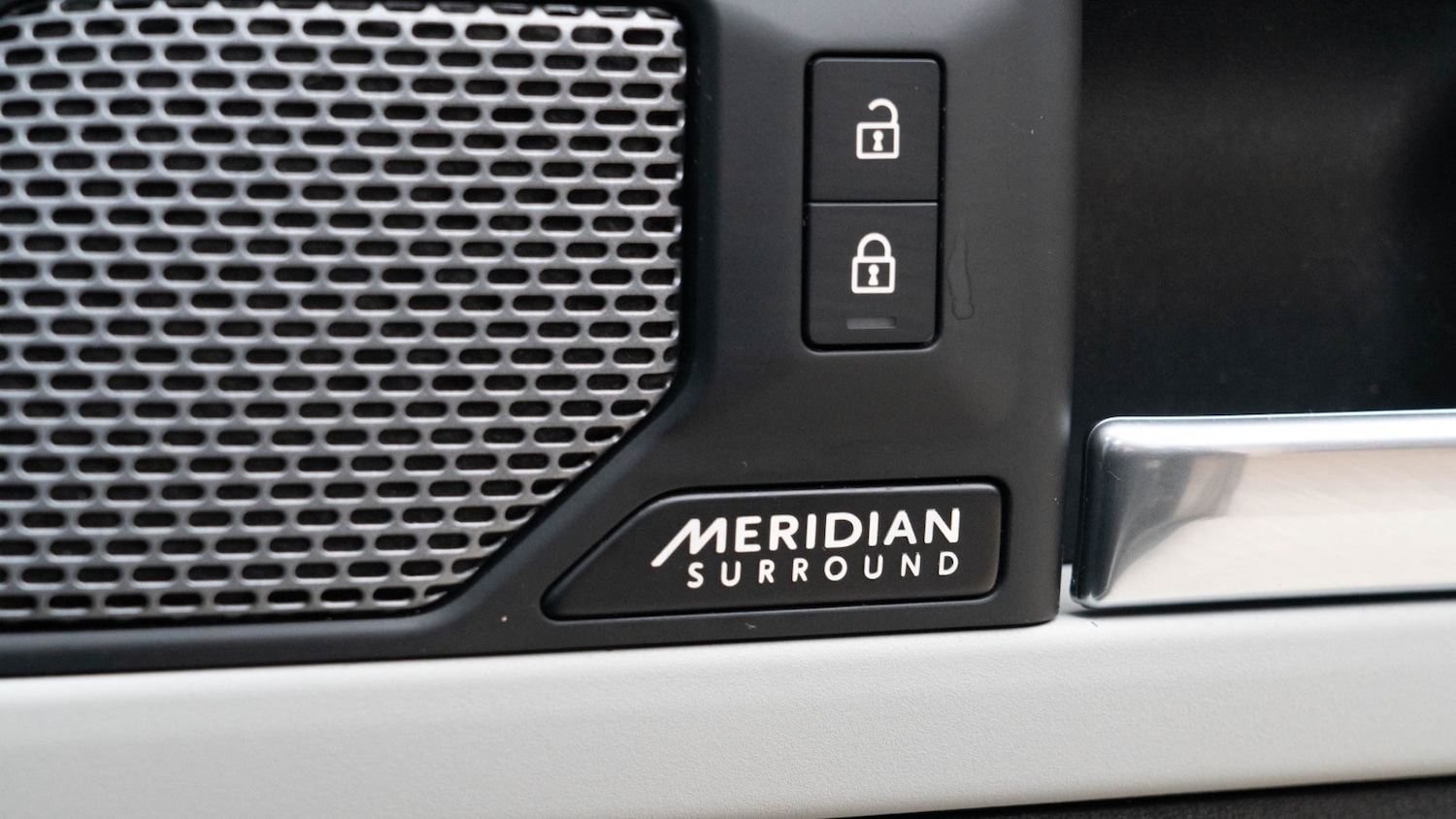 Used Land Rover Defender 2023 for sale - 77274026: Photo 27