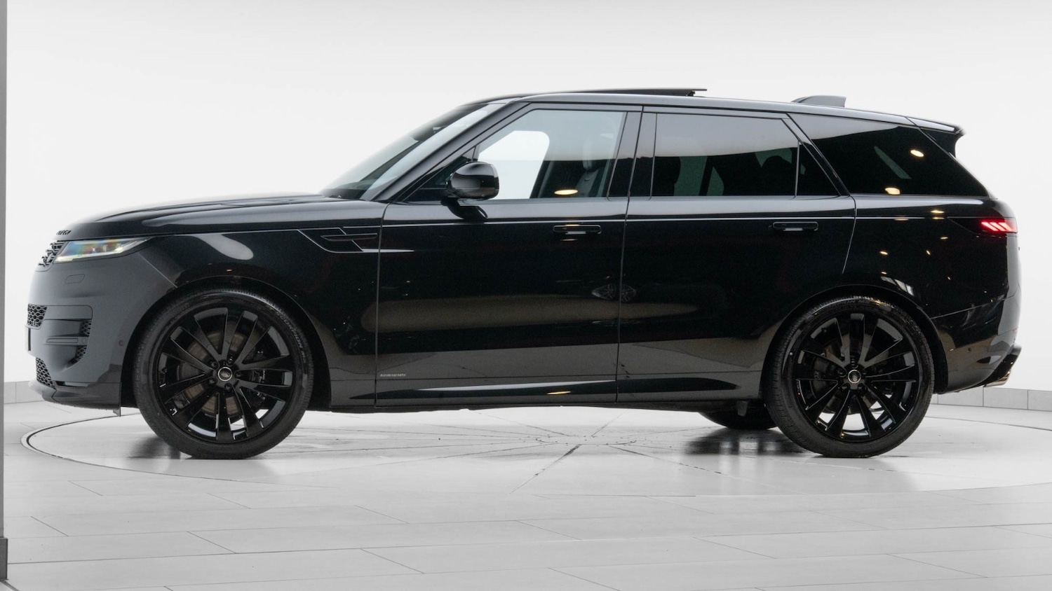 Used Land Rover Range Rover Sport 2025 for sale - 77224912: Photo 4