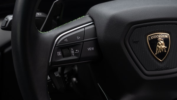 Used Lamborghini Urus 2022 for sale - 76208770: Photo 16