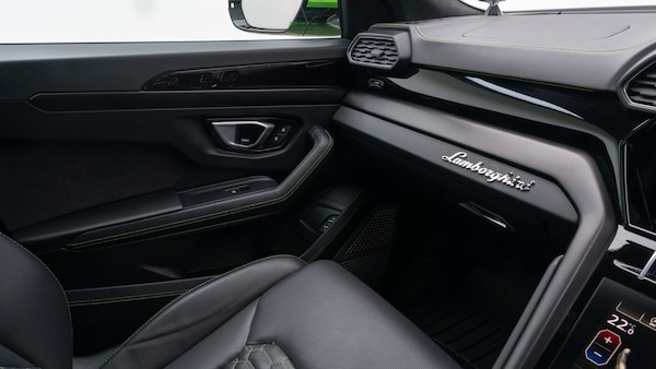 Used Lamborghini Urus 2022 for sale - 76208770: Photo 33