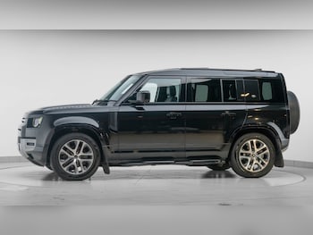 Used Land Rover Defender 2024 for sale - 77239456: Photo