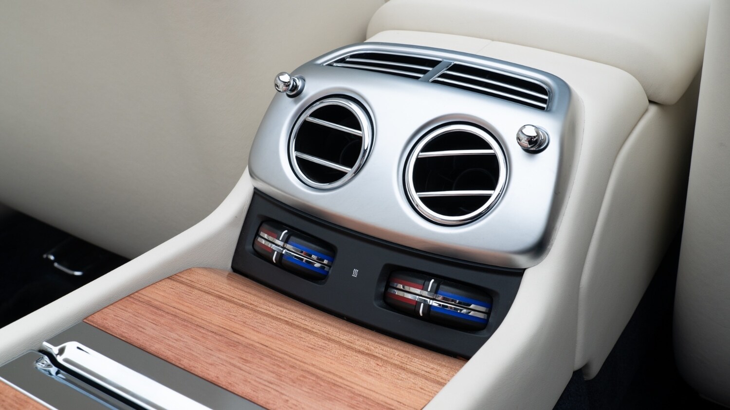 Used Rolls-Royce Silver Dawn 2017 for sale - 76842204: Photo 18