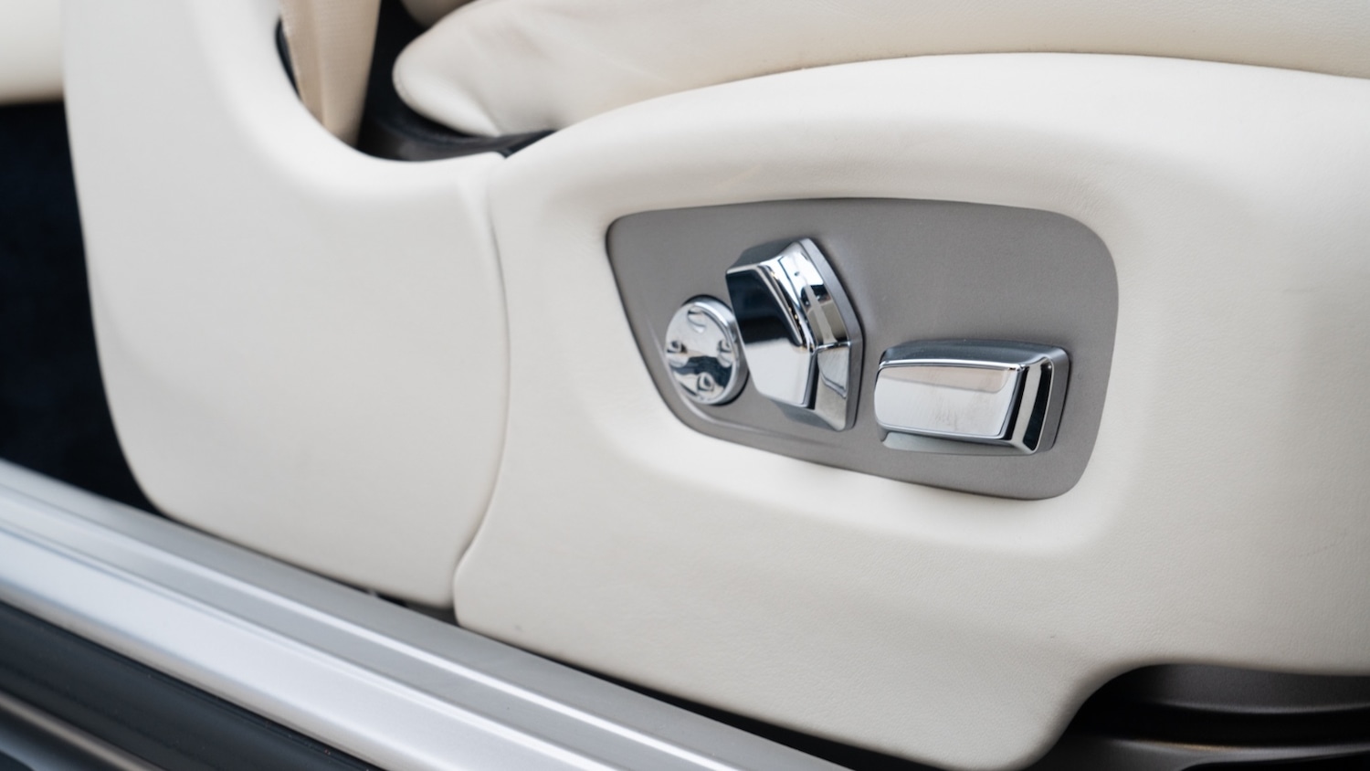 Used Rolls-Royce Silver Dawn 2017 for sale - 76842204: Photo 20