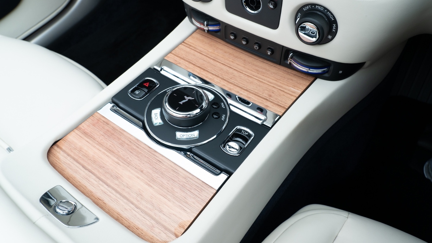 Used Rolls-Royce Silver Dawn 2017 for sale - 76842204: Photo 21