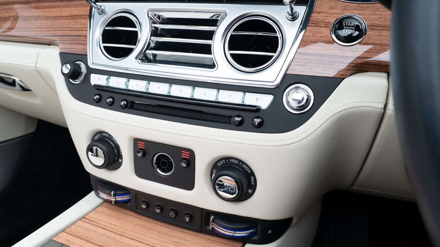 Used Rolls-Royce Silver Dawn 2017 for sale - 76842204: Photo 23