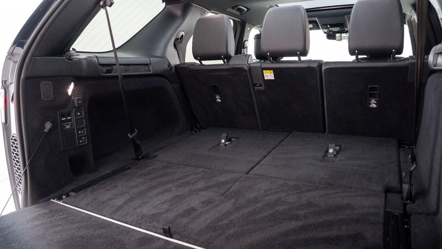 Used Land Rover Discovery 2023 for sale - 77965062: Photo 11