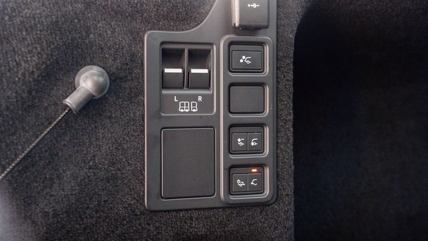 Used Land Rover Discovery 2023 for sale - 77965062: Photo 12