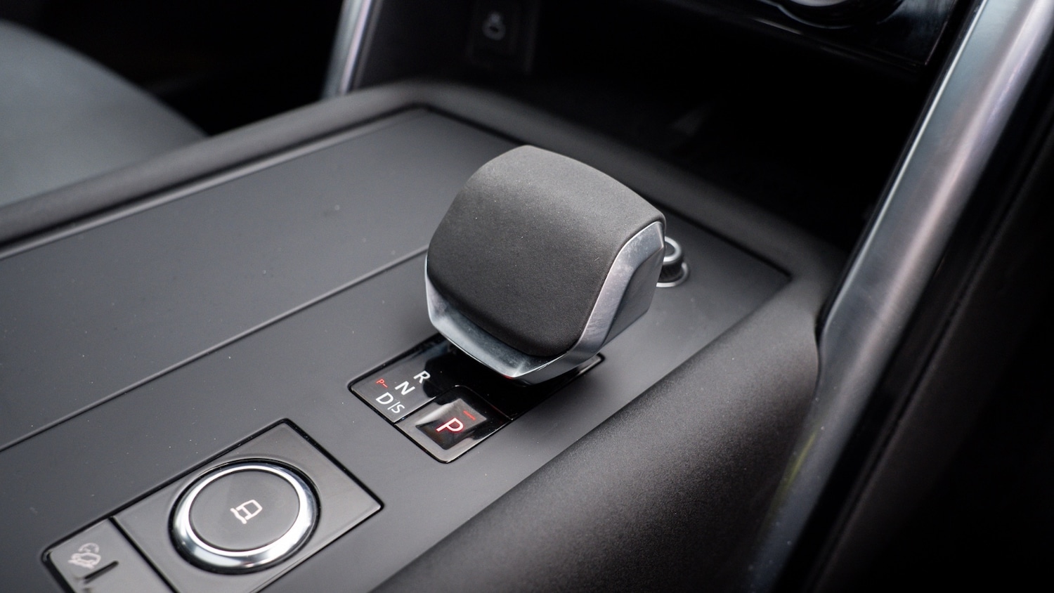 Used Land Rover Discovery 2023 for sale - 77965062: Photo 35