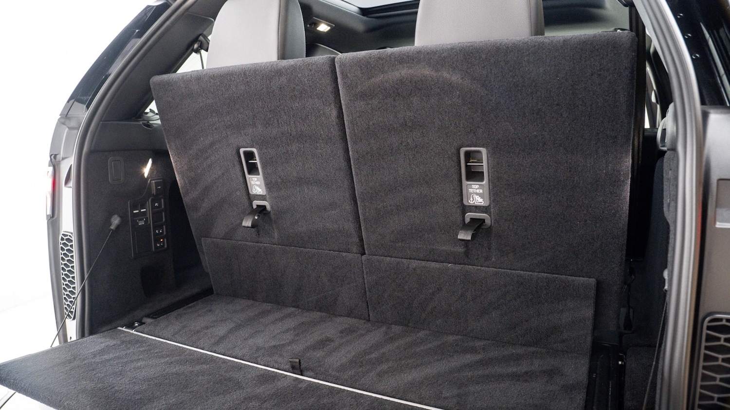 Used Land Rover Discovery 2023 for sale - 77965062: Photo 8