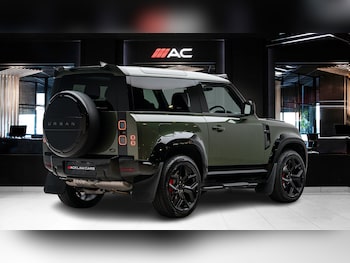 Used Land Rover Defender 2026 for sale - 78992592: Photo