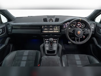 Used Porsche Cayenne 2023 for sale - 75526668: Photo