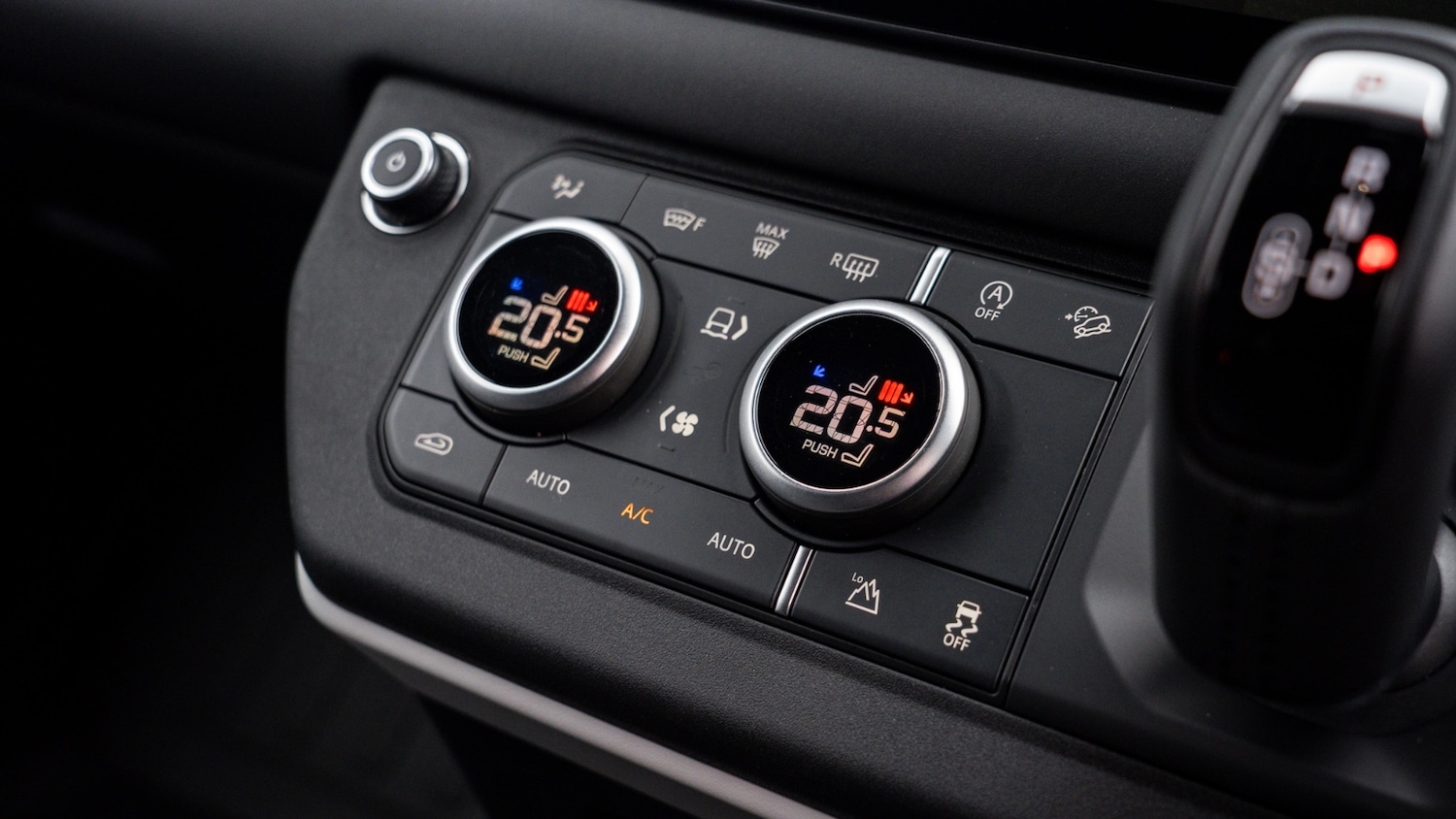 Used Land Rover Defender 2025 for sale - 77224955: Photo 25