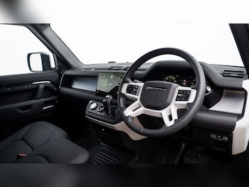 Used Land Rover Defender 2025 for sale - 77224955: Photo