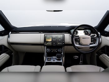Used Land Rover Range Rover 2023 for sale - 77917889: Photo