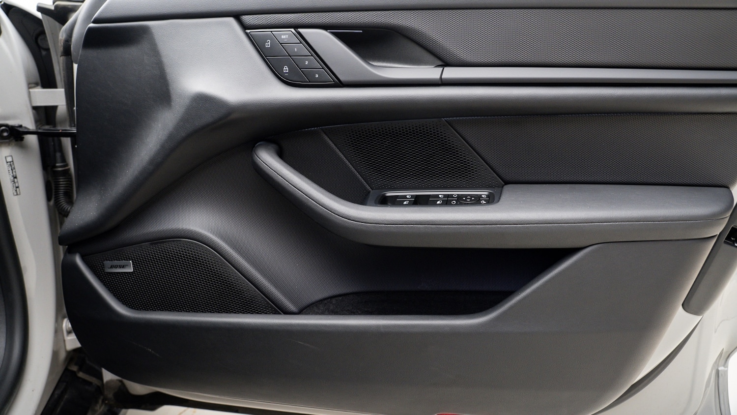 Used Porsche Taycan 2023 for sale - 78144709: Photo 28