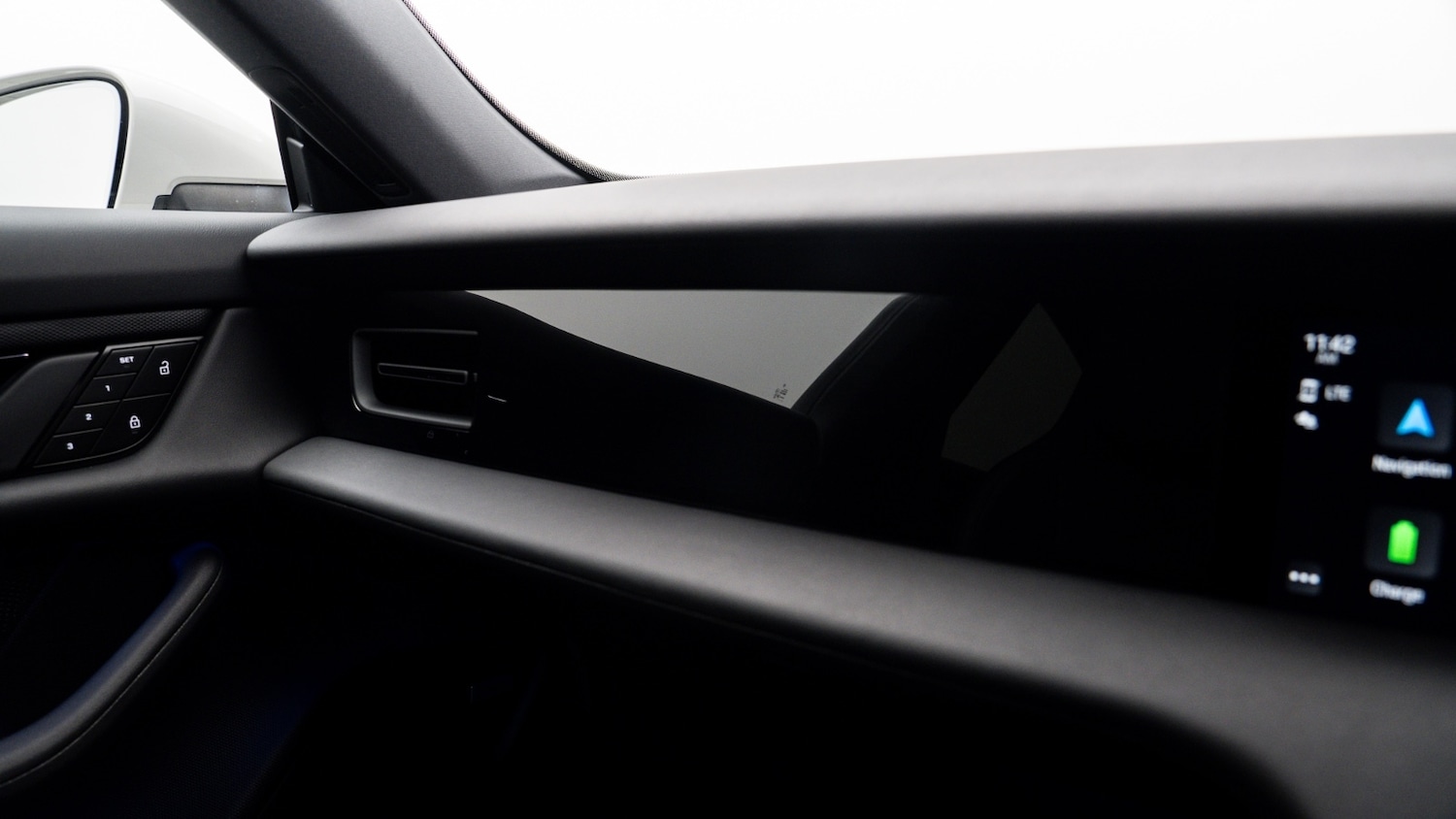 Used Porsche Taycan 2023 for sale - 78144709: Photo 34