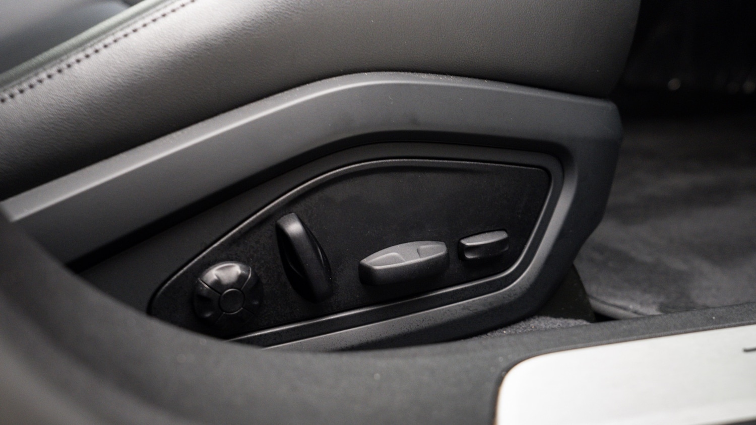 Used Porsche Taycan 2023 for sale - 78144709: Photo 35