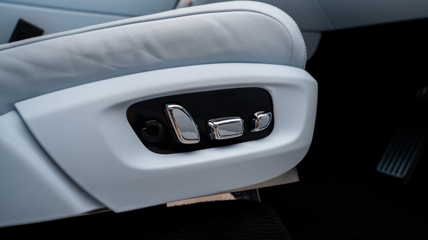 Used Rolls-Royce Cullinan 2025 for sale - 77717861: Photo 30