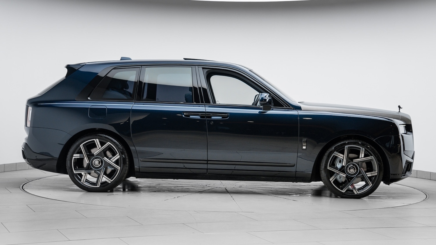 Used Rolls-Royce Cullinan 2025 for sale - 77717861: Photo 4