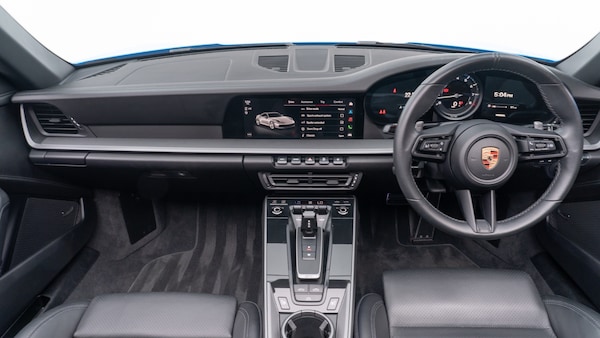 Used Porsche 911 2023 for sale - 76289945: Photo 2