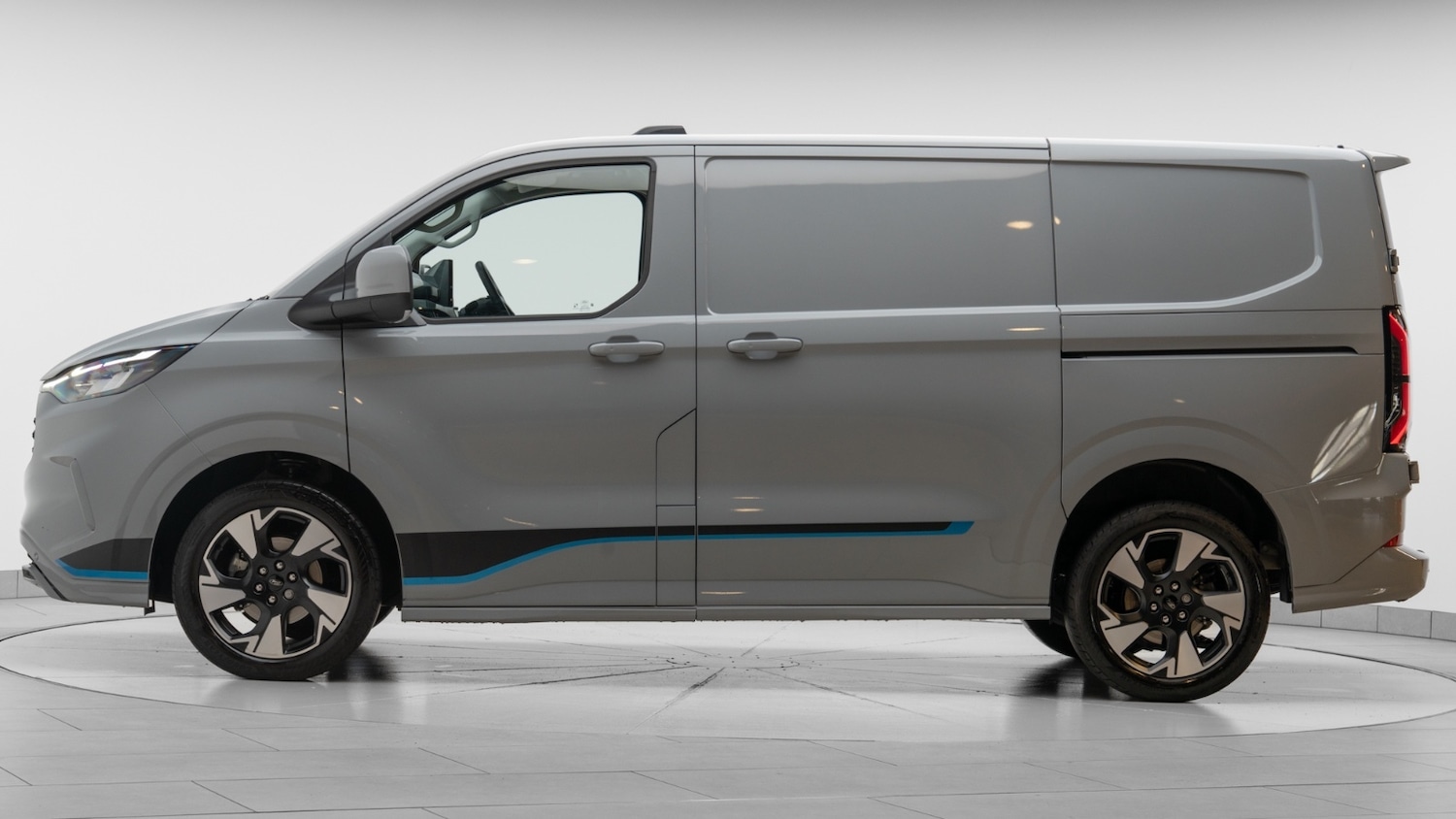 Used Ford Transit Custom 2025 for sale - 76124514: Photo 4