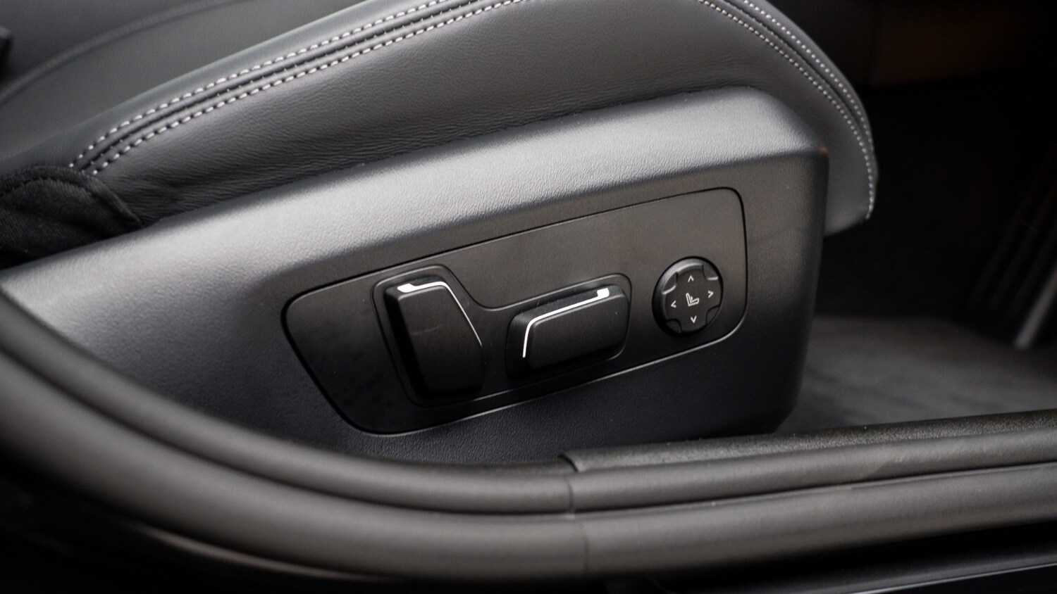 Used BMW M5 2026 for sale - 77942152: Photo 38