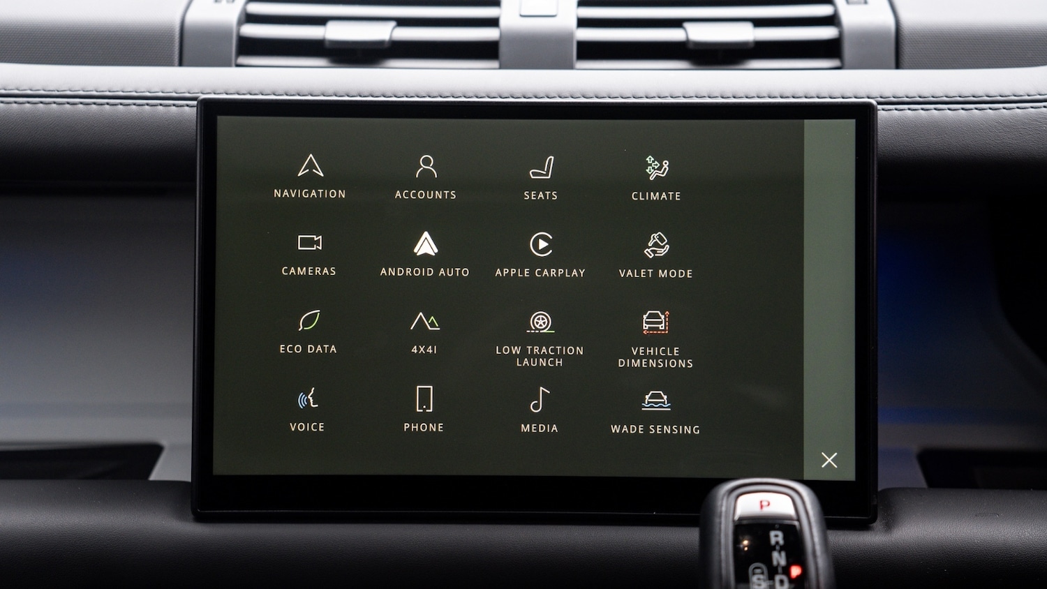 Used Land Rover Defender 2023 for sale - 77570035: Photo 14