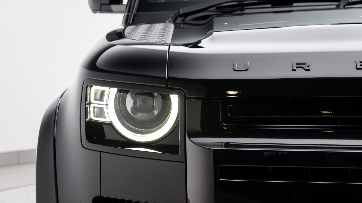 Used Land Rover Defender 2023 for sale - 77570035: Photo 34