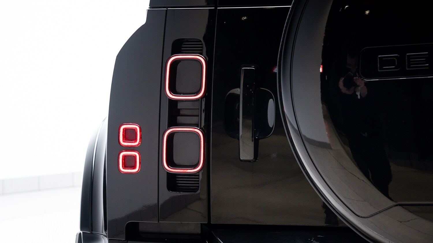 Used Land Rover Defender 2023 for sale - 77570035: Photo 40