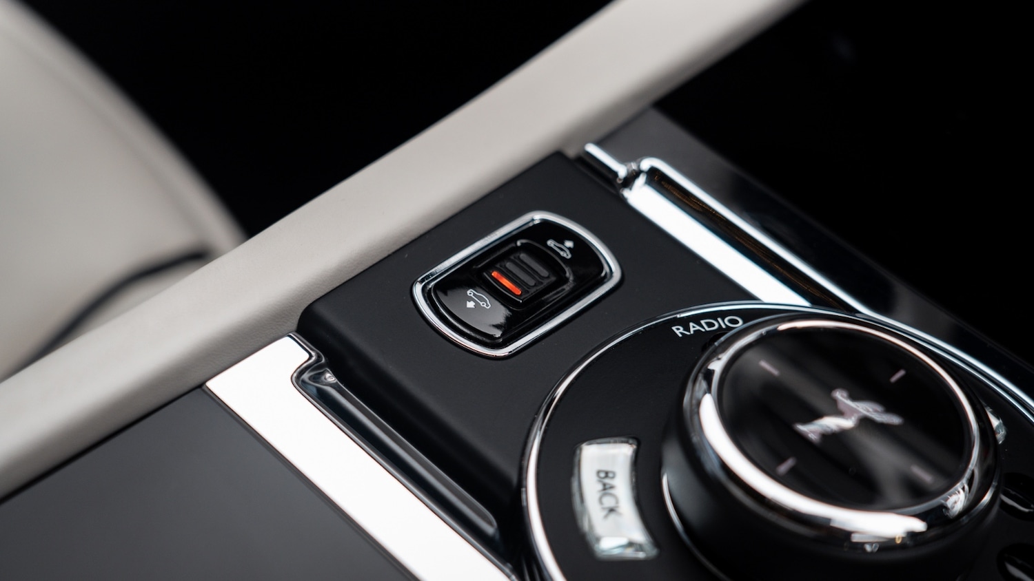 Used Rolls-Royce Wraith 2017 for sale - 77917890: Photo 35