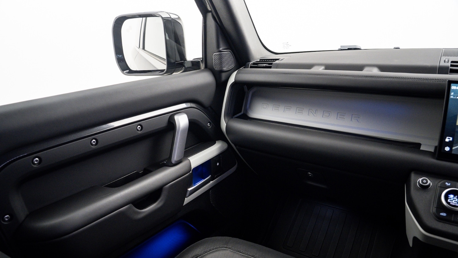 Used Land Rover Defender 2024 for sale - 78080815: Photo 23