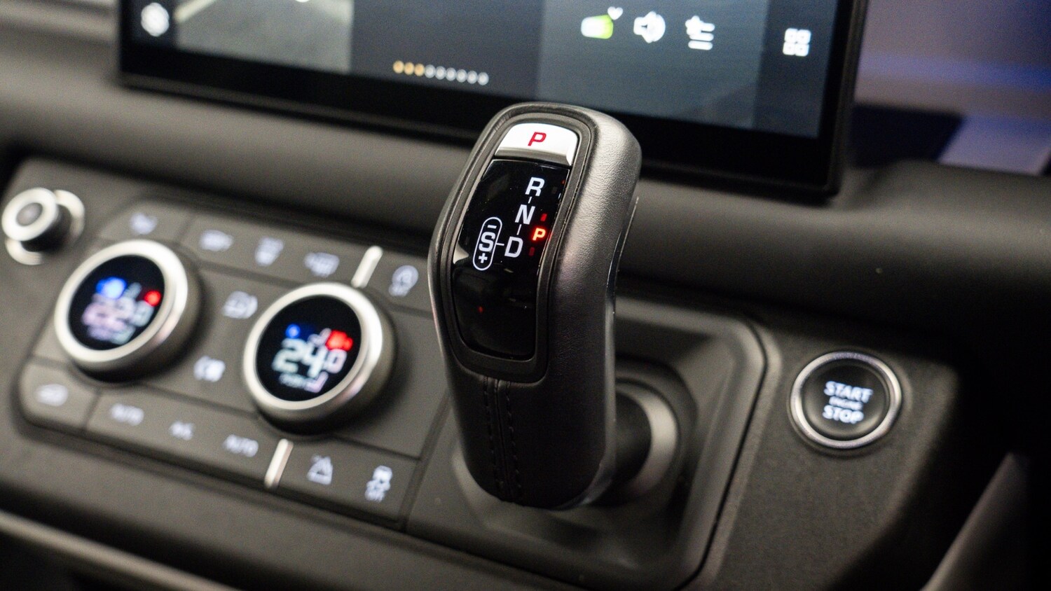 Used Land Rover Defender 2024 for sale - 78080815: Photo 33