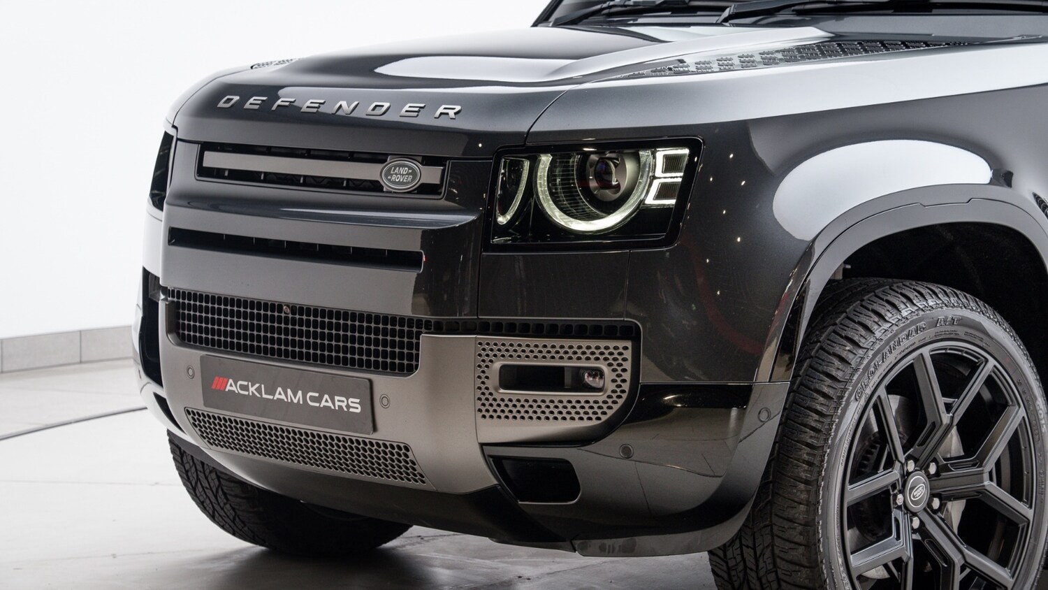 Used Land Rover Defender 2024 for sale - 78080815: Photo 37