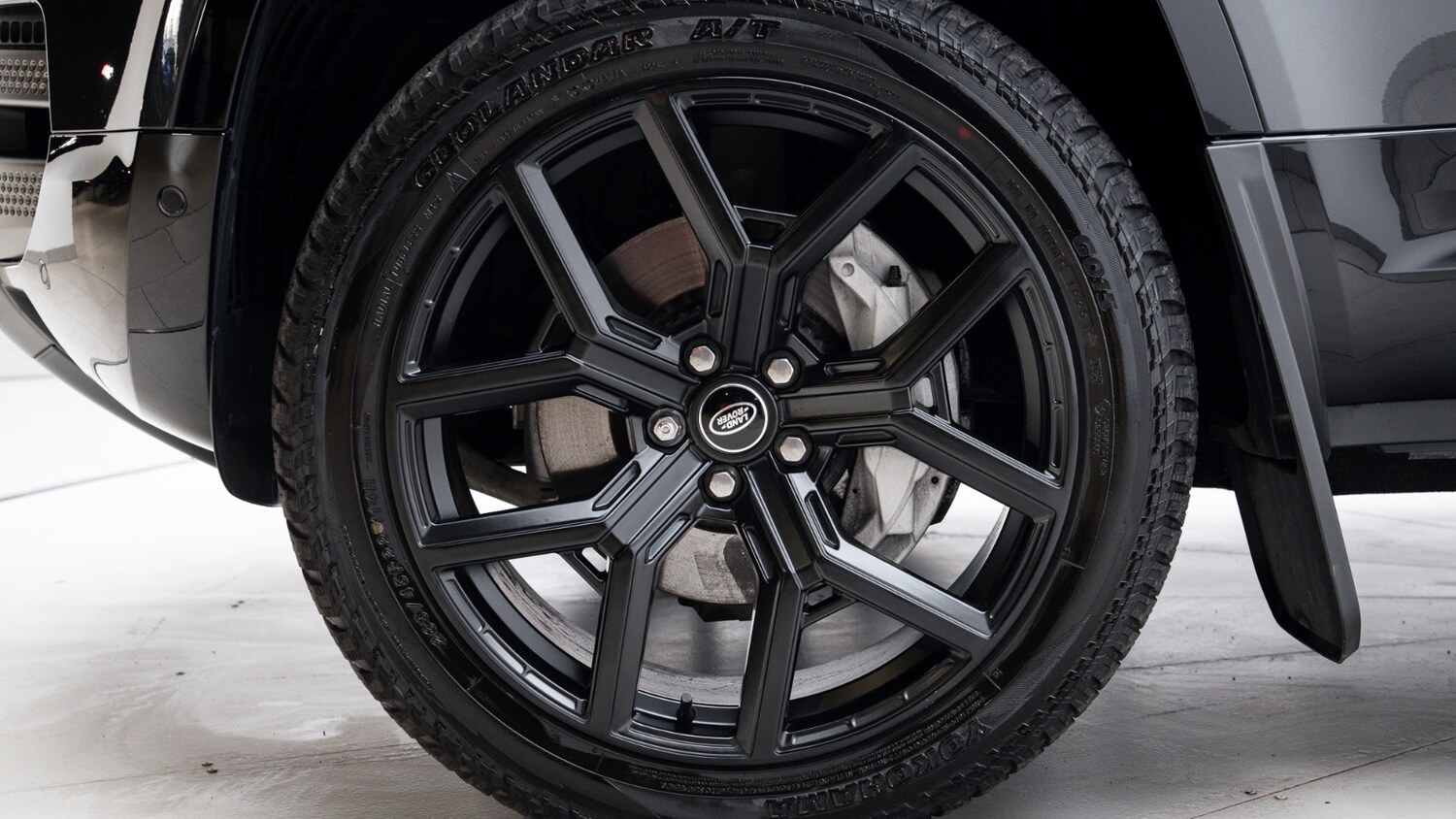 Used Land Rover Defender 2024 for sale - 78080815: Photo 38