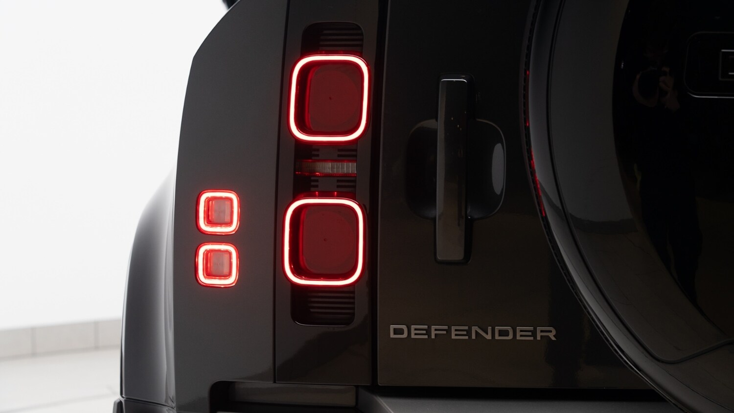 Used Land Rover Defender 2024 for sale - 78080815: Photo 43