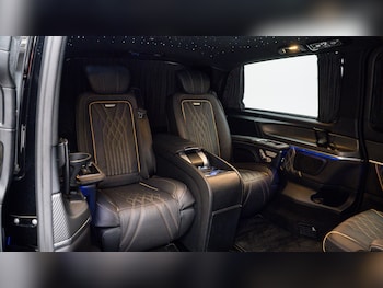 Used Mercedes-Benz V-Class 2024 for sale - 78313561: Photo