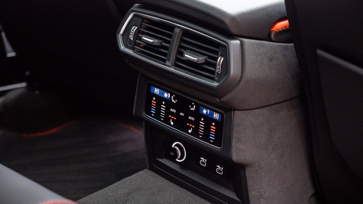 Used Lamborghini Urus 2026 for sale - 77927398: Photo 13