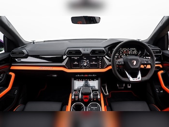 Used Lamborghini Urus 2026 for sale - 77927398: Photo