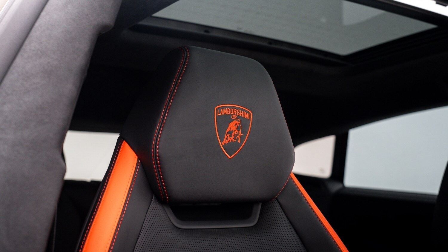 Used Lamborghini Urus 2026 for sale - 77927398: Photo 32