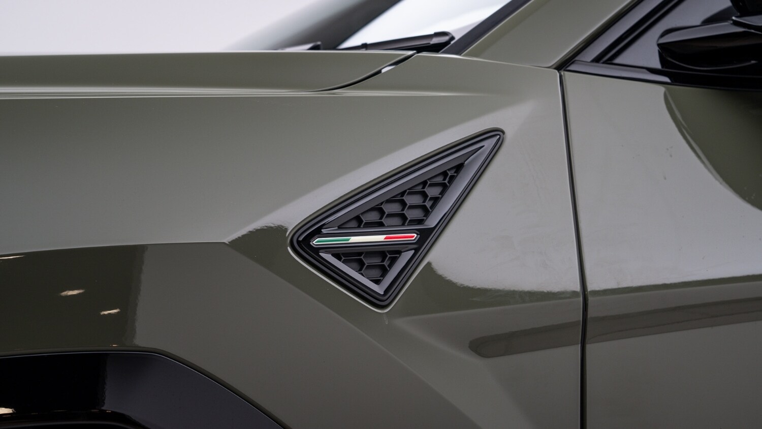 Used Lamborghini Urus 2026 for sale - 77927398: Photo 55