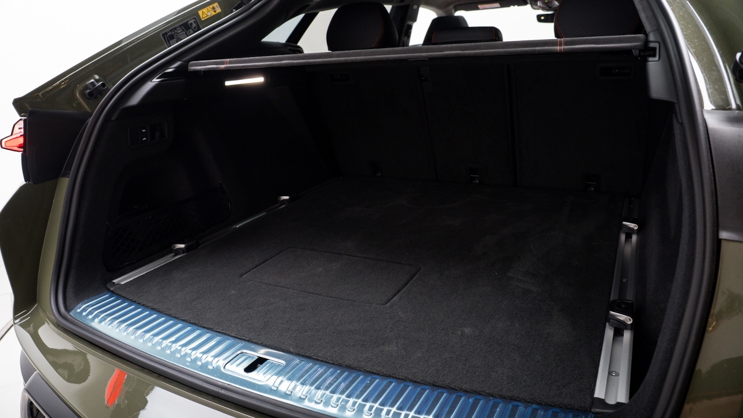 Used Lamborghini Urus 2026 for sale - 77927398: Photo 7