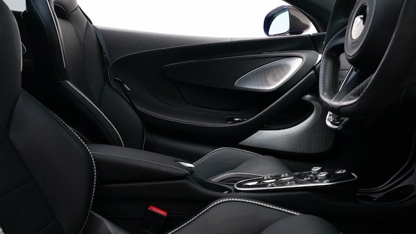 Used McLaren GT 2024 for sale - 76321927: Photo 27