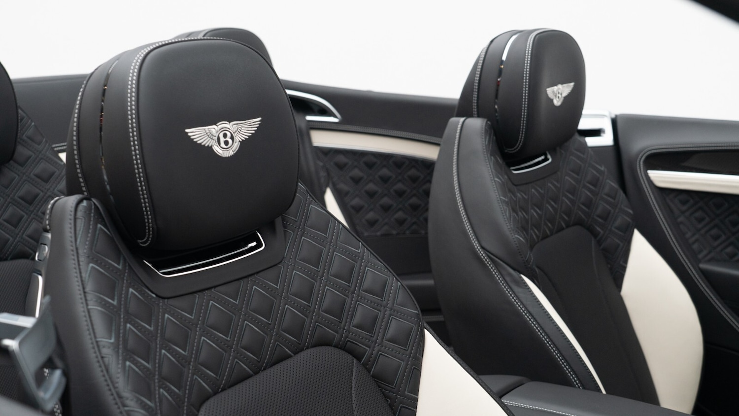 Used Bentley Continental 2024 for sale - 76420517: Photo 2