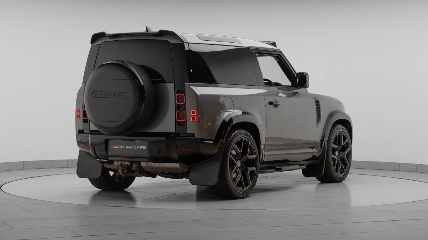 Used Land Rover Defender 2023 for sale - 76140262: Photo 7